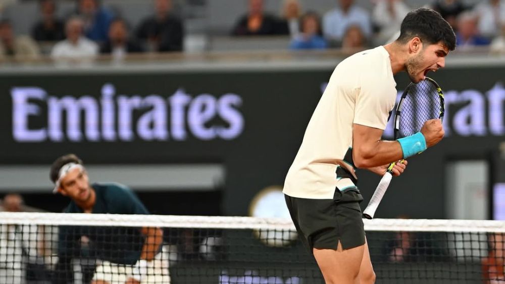 Musetti desiste na semi, e Alcaraz avança para final de Roland Garros