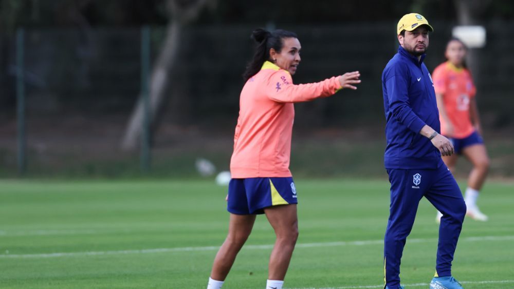 Brasil enfrenta Paraguai para manter 100% na Copa América Feminina