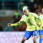 Titular do Brasil minimiza campanha nas eliminatórias e faz comparação com Argentina