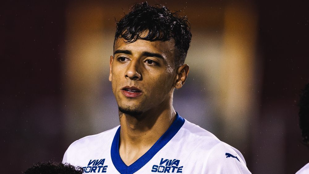 Bahia anuncia venda de jogador mais caro da história do clube ao futebol árabe