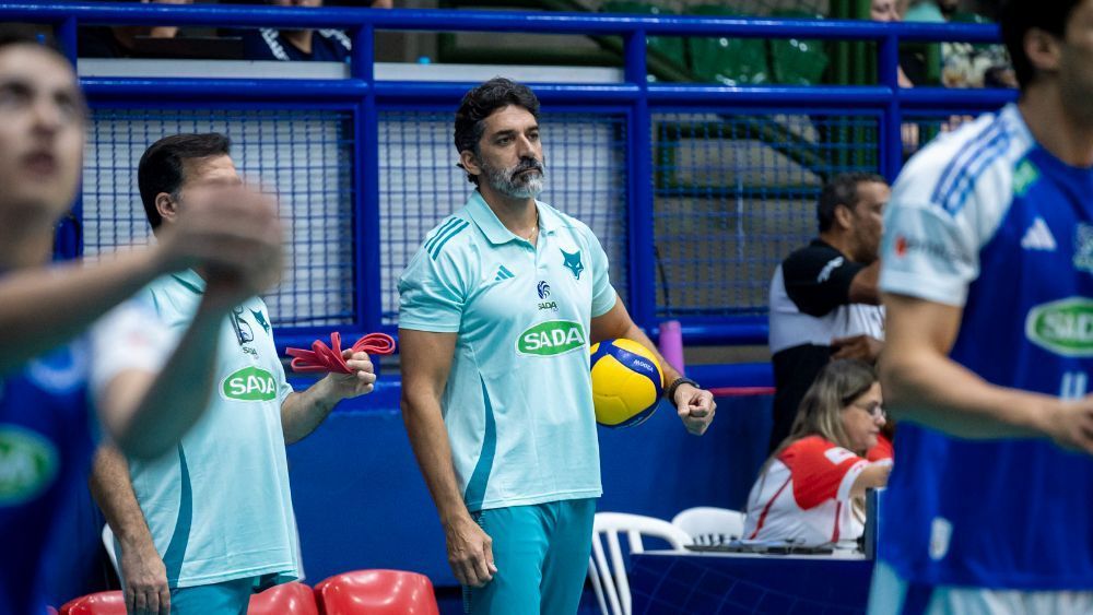 Sada Cruzeiro enfrenta Araguari em busca de recuperação no Mineiro de Vôlei