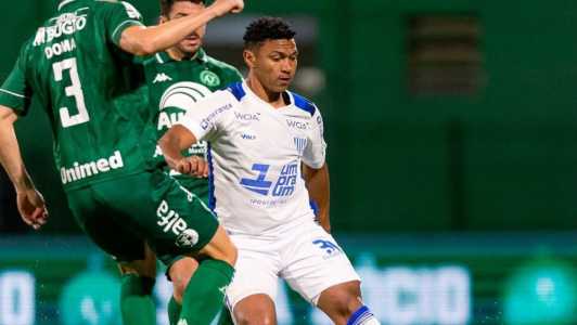 Avaí foi buscar a vitória diante da Chapecoense, nesta quinta-feira (25), pela Série B