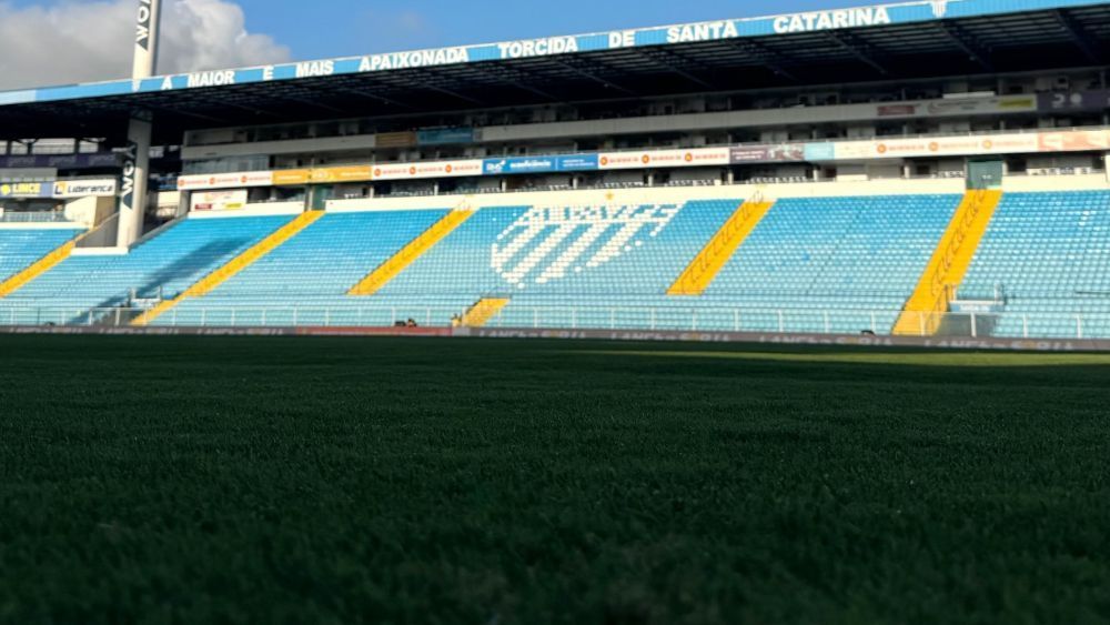 Avaí x Coritiba: veja as escalações para  jogo pela Série B do Brasileiro