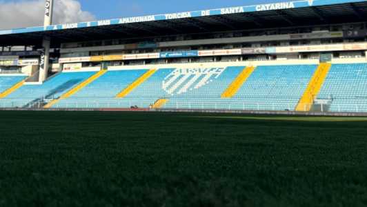 Estádio da Ressacada receberá o duelo, nesta segunda-feira (29), pela Série B