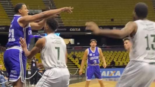 Cruzeiro  Basquete e União Corinthians se enfrentaram nesta segunda-feira (29)