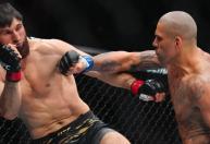 Ankalaev pede terceira luta com Poatan no UFC e dispara sobre revanche: 'Acidente'