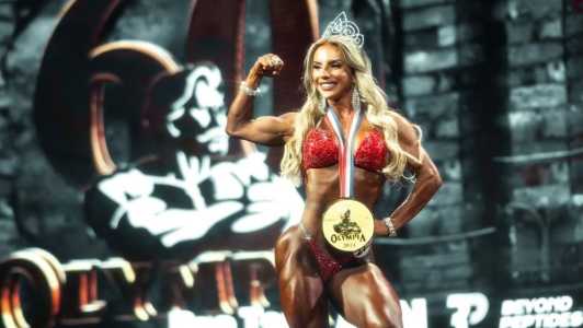 Isa Pereira Nunes foi a campeã da categoria Wellness no Mr. Olympia 2024