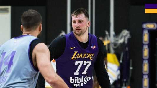 Luka Doncic em treino dos Lakers