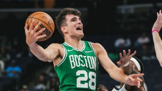 Hugo González em jogo dos Celtics