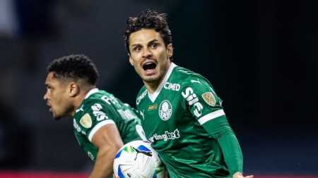 Raphael Veiga, herói do Palmeiras no jogo desta quinta-feira (30), na Copa Libertadores