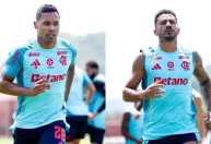 José Boto é enigmático sobre renovações de Alex Sandro e Danilo: 'Dizer assim'