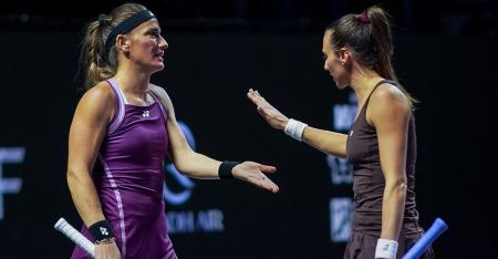 Timea Babos e Luísa Stefani, finalistas do WTA Finals, na Arábia Saudita