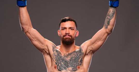 Maurício Ruffy, lutador brasileiro do UFC • Divulgação/UFC