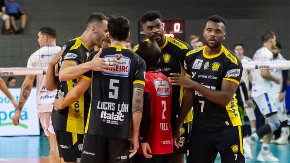 De virada, Praia Clube vence Joinville e retoma liderança da Superliga Masculina