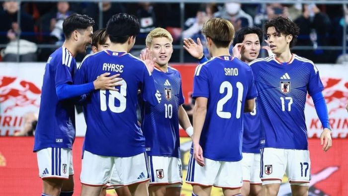 Seleção Japonesa comemora vitória