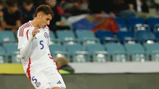Ivan Román em jogo da Seleção Chilena