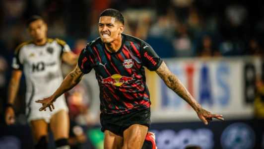 Lucas Barbosa, autor do segundo gol do Bragantino contra o Atlético
