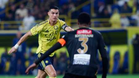 Cristiano Ronaldo em campo pelo Al-Nassr neste domingo (23)