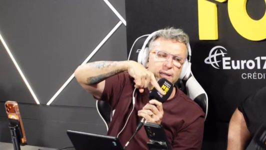 Craque Neto, durante transmissão da final da Libertadores entre Palmeiras e Flamengo