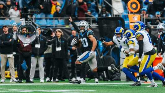 Carolina Panthers surpreendeu o Los Angeles Rams com uma vitória por 31 a 28 neste domingo (30)