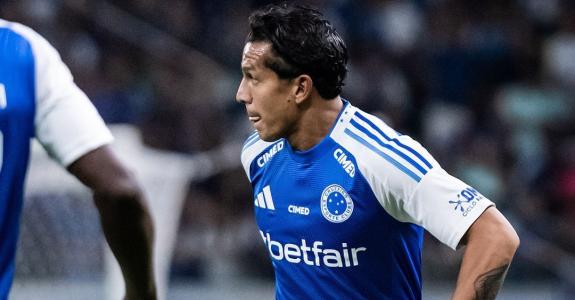 Lucas Romero, capitão do Cruzeiro