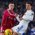 Liverpool abre vantagem, mas cede empate ao Leeds em jogo de seis gols na Premier League