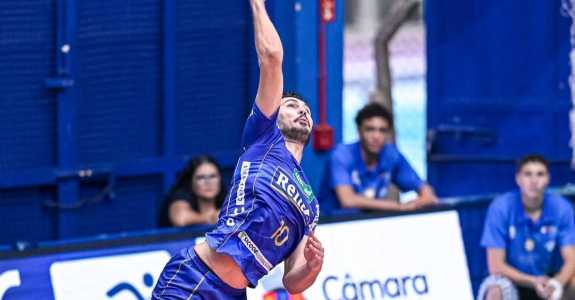 Vôlei Renata se impôs diante do JF Vôlei nesta sexta-feira (12)