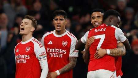 Arsenal superou o lanterna da Premier League, Wolverhampton, neste sábado (13)