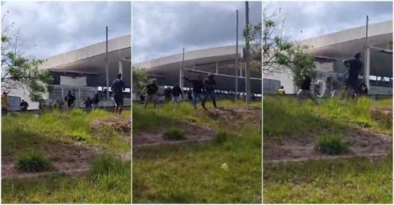 Confronto entre torcedores do Corinthians e do Cruzeiro, na Neo Química Arena