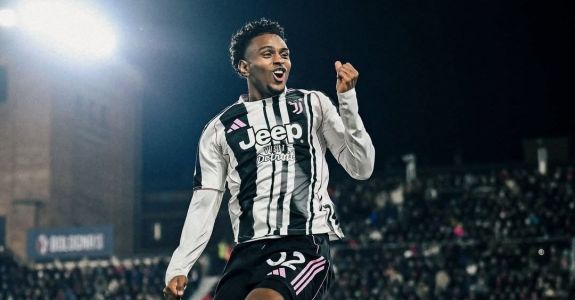 Juan Cabal, colombiano que marcou para a Juventus contra o Bologna
