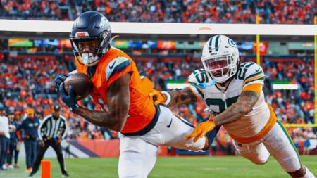 Denver Broncos e Green Bay Packers se enfrentaram neste domingo (14)