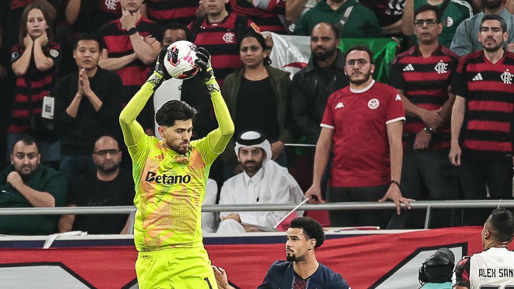 Rossi abre o jogo após falha e derrota do Flamengo na final da Copa Intercontinental