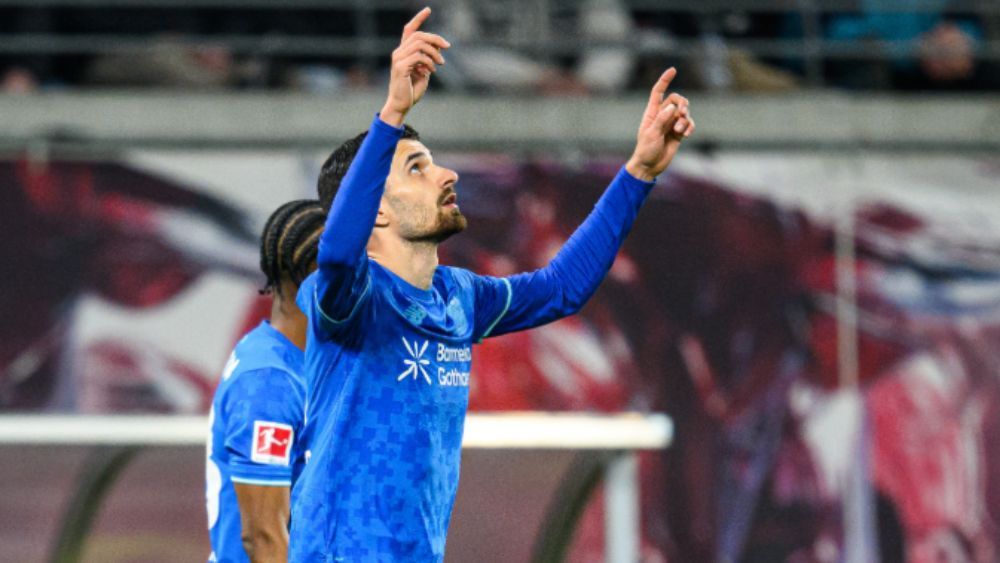 Ex-América dá assistência, e Leverkusen vence Leipzig de virada no Alemão