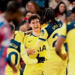 Richarlison vai bem, e Tottenham vence Crystal Palace na Premier League
