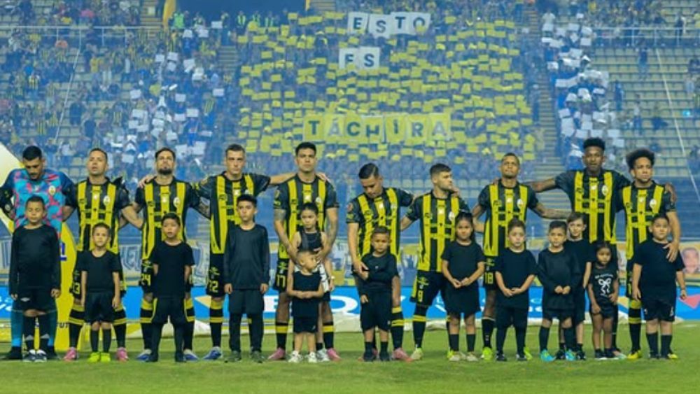 Ataque dos EUA gera incerteza para clubes da Venezuela na Libertadores