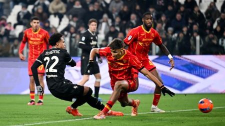 Juventus e Lecce empataram por 1 a 1 neste sábado em jogo pelo Italiano