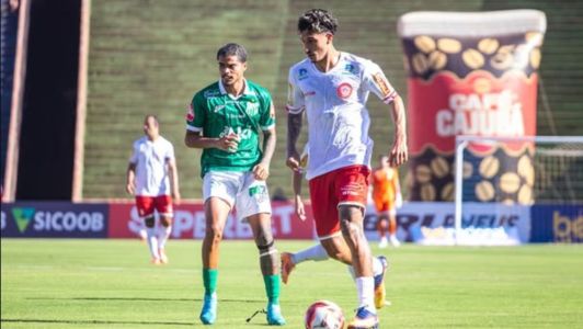 Uberlândia e Tombense empataram por 0 a 0 na tarde deste sábado (10)