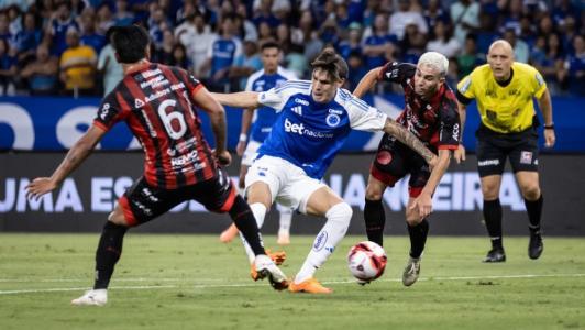 Cruzeiro foi superado pelo Pouso Alegre por 2 a 1 na noite deste sábado (10)