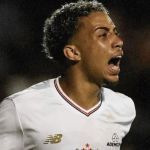 São Paulo resolve no segundo tempo, bate Portuguesa e avança na Copinha