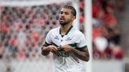 Lucas Ronier, autor do gol do Coritiba no clássico