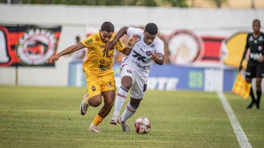Vitória e Porto empataram neste domingo (18) em duelo pelo Campeonato Baiano