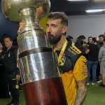 Ex-Atlético, Lucas Pratto é campeão por clube da Libertadores