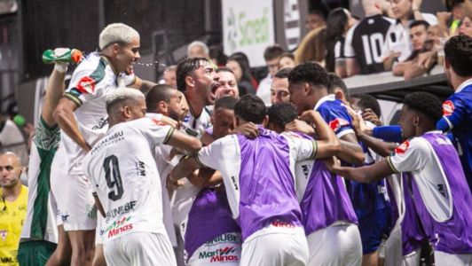 Uberlândia goleou o URT neste sábado (31) por 3 a 0