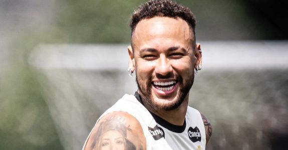 Neymar em treino pelo Santos