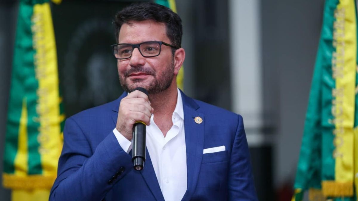 Gladson Cameli, governador do Acre, é alvo de operação da Polícia Federal