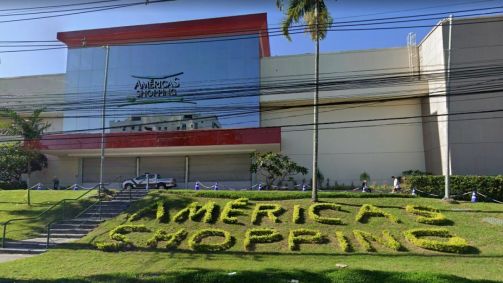 Fachada do Américas Shopping, no bairro Recreio dos Bandeirantes, no Rio de Janeiro