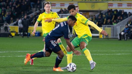 Endrick em ação contra o Nantes neste sábado (7), pela Ligue 1