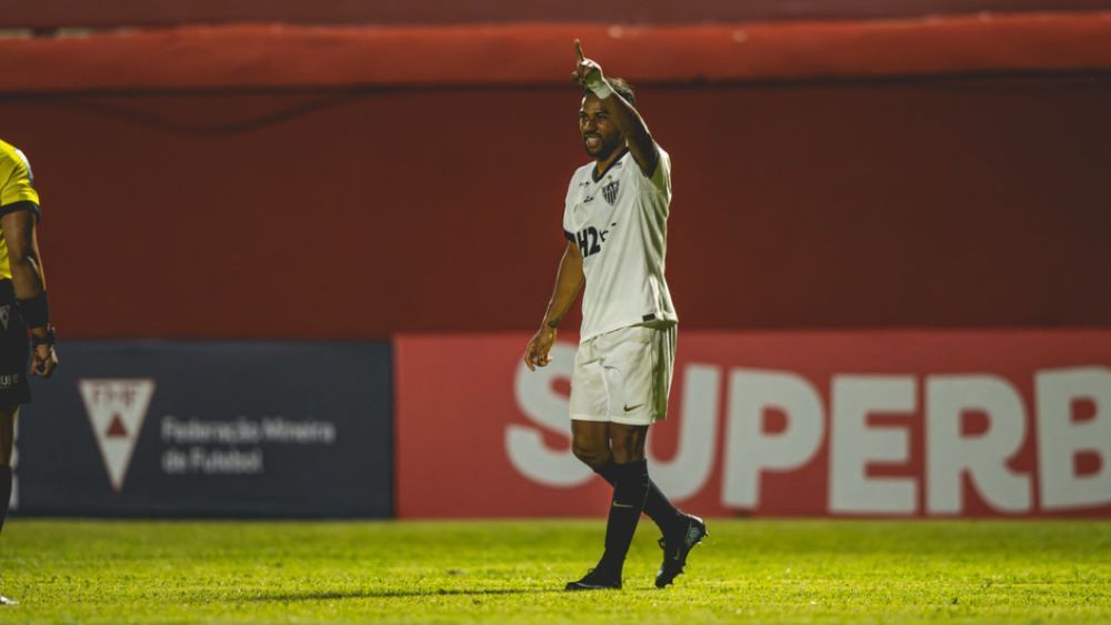 Veja o que disse Renan Lodi após a goleada do Atlético por 7 a 2 no Mineiro
