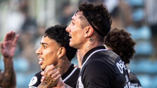 Ceará saiu em vantagem na semifinal do Cearense com a vitória por 3 a 0 sobre o Floresta