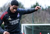 Treinador do Lyon promete conversa com Endrick após derrota no Campeonato Francês